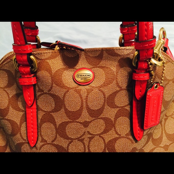 Coach shoulder bag.