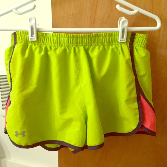 Under armour athletic shorts - heat gear