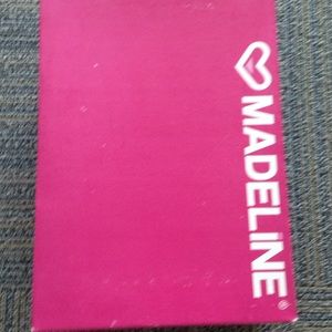 Cranberry Madeline pumps