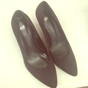 Never worn suede heels