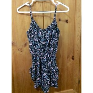 Floral Romper 🌸