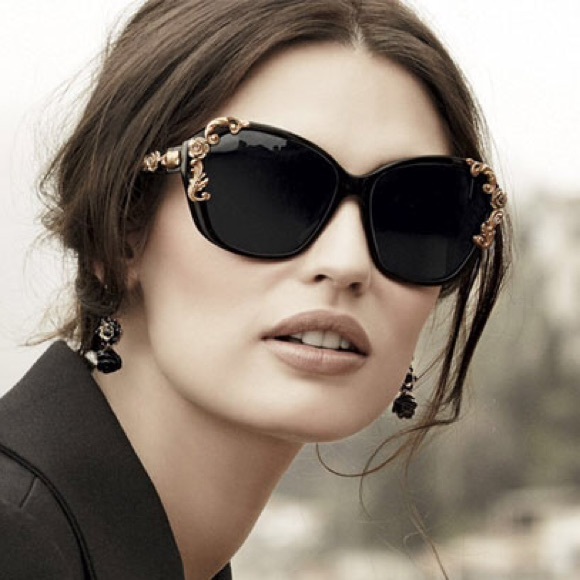 Dolce & Gabbana Accessories - HP✨ Dolce and Gabbana Sicilian baroque sunglasses