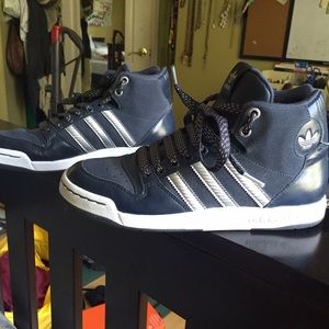 Adidas Midiru Court Mid womens