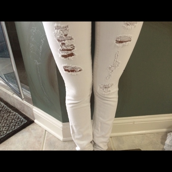 American eagle white stretch skinny jeans