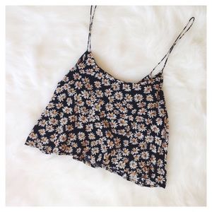 Brandy Melville | Cropped Daisy Tank