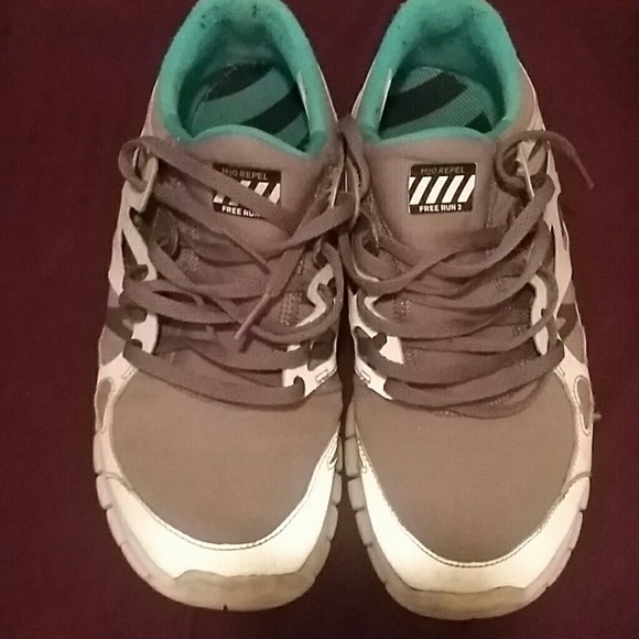 Nike free runs  2.0