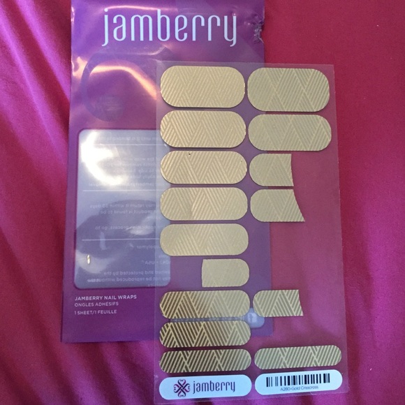 Jamberry Gold Crisscross half sheet wrap