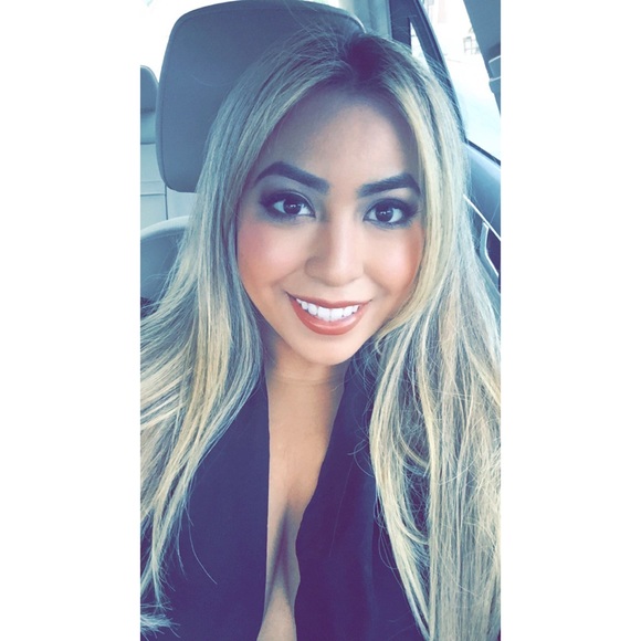 Meet Your Seller ❤️❤️❤️ Priscilla ❤️❤️❤️