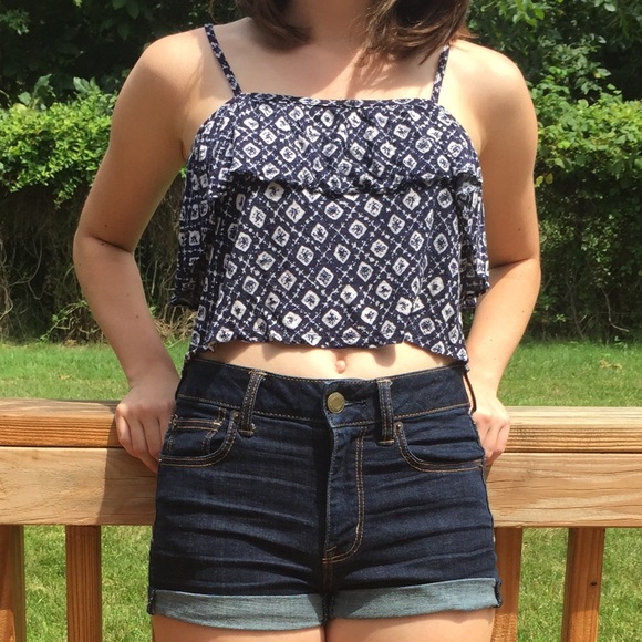 F21 Blue and White Crop Top - Picture 2 of 2