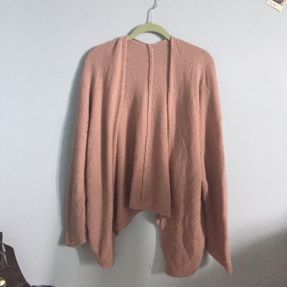 SOLD💕Brandy Melville Blush Caroline Cardigan