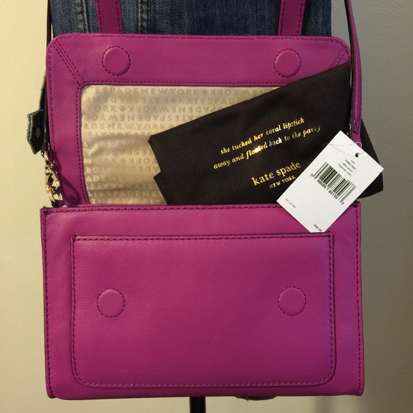 ⛔️SOLD⛔️Kate Spade Leather Cross Body Bag Clutch - Picture 4 of 4