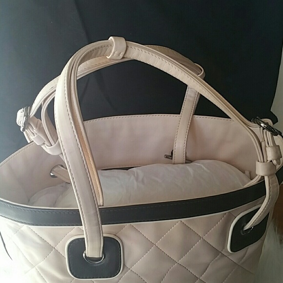 SOLD Chanel Petite Shopping Tote - Picture 3 of 4