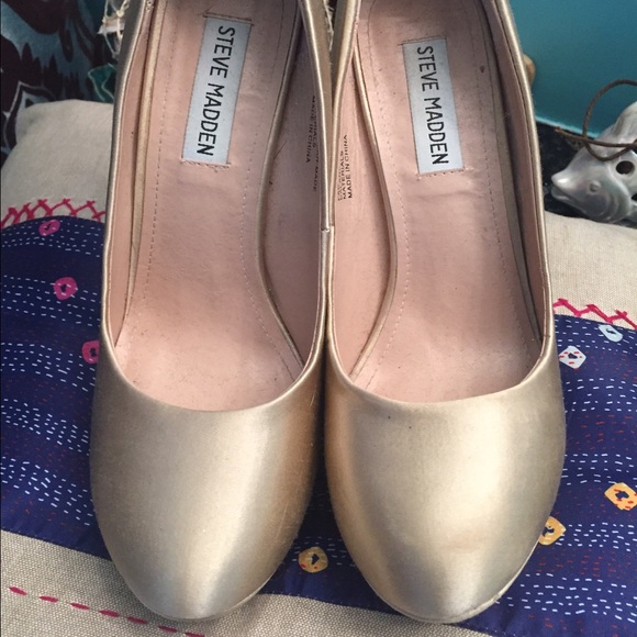 Steve Madden Bling Pumps🌸 - Picture 3 of 4