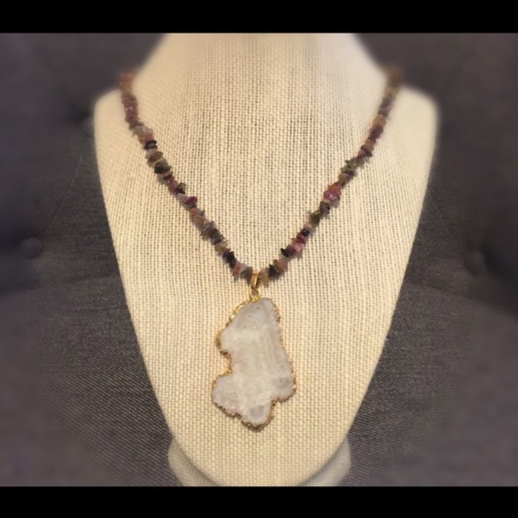 💜bundled🔶Natural stone Druzy necklace - Picture 2 of 4