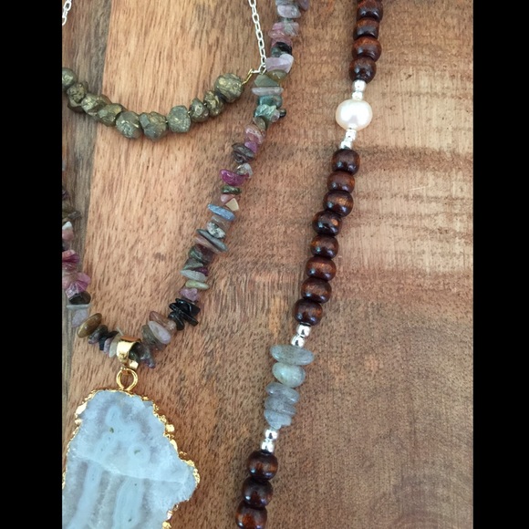 💜bundled🔶Natural stone Druzy necklace - Picture 3 of 4