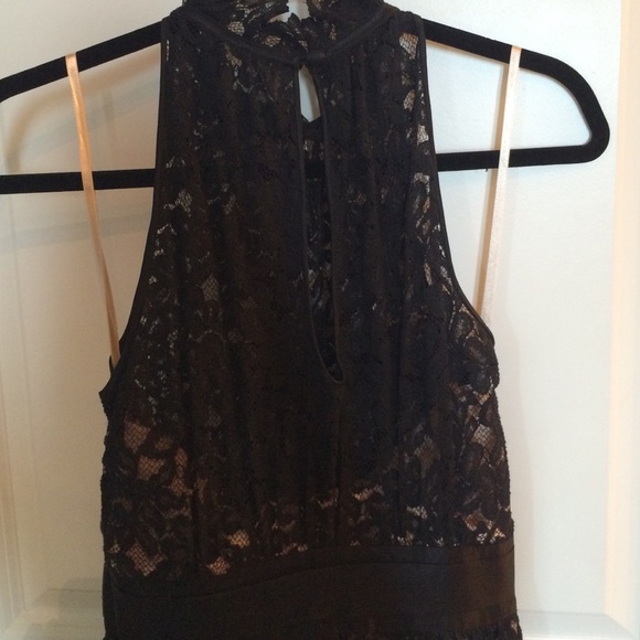 Host Pick! 🎉 Banana Republic Lace Dress - Picture 2 of 4