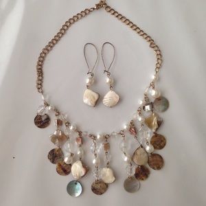 Statement necklace w/ earrings