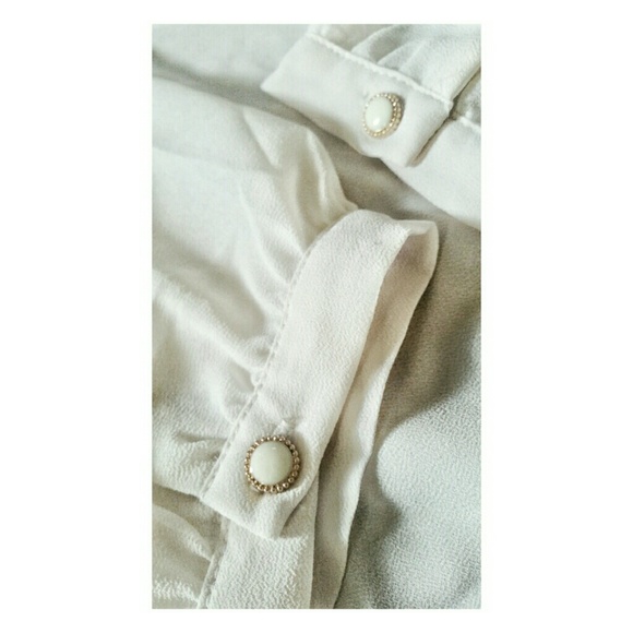 Forever 21 Chiffon Blouse - Picture 2 of 3