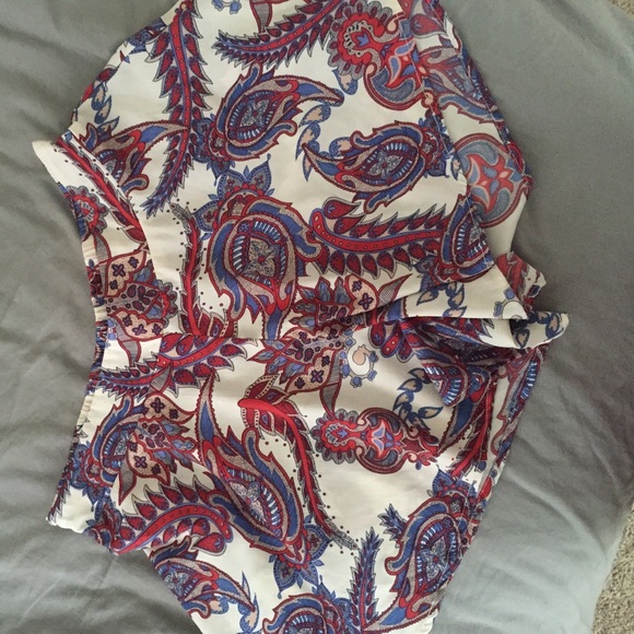 Beautiful printed flowy shorts