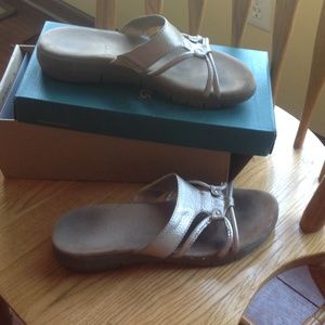 Aerosoles metallic slip on sandal