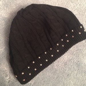 Black beanie