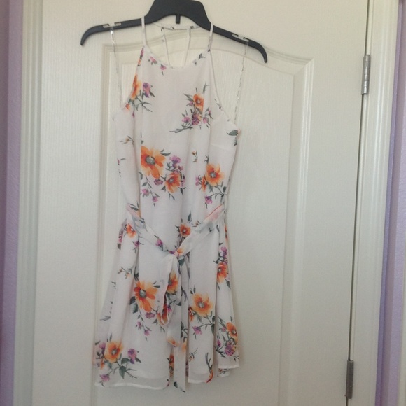 NWOT floral dress - S