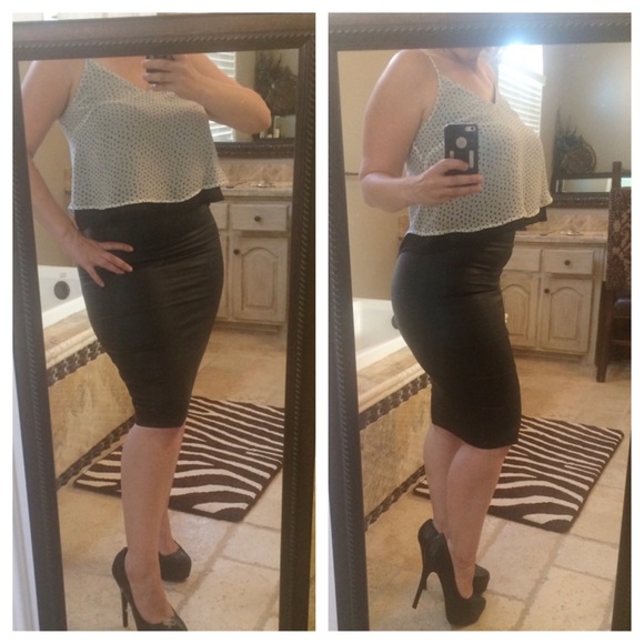 Lush polka dot flutter double layered crop top