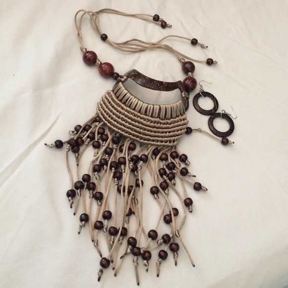 Necklace hand crafted by Colombian Artisans 👌🌟🔥