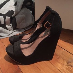 Steve Madden wedges