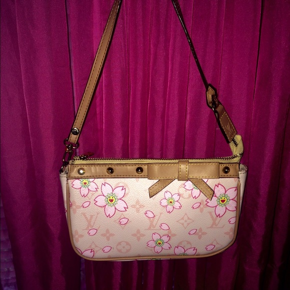 Louis Vuitton 🎀 Cherry Blossom Handbag🌸