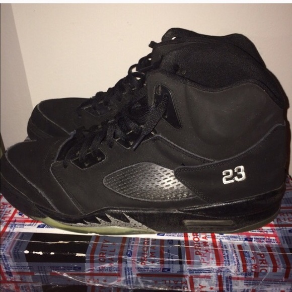 Jordan Retro Metallic 5's - Picture 3 of 4