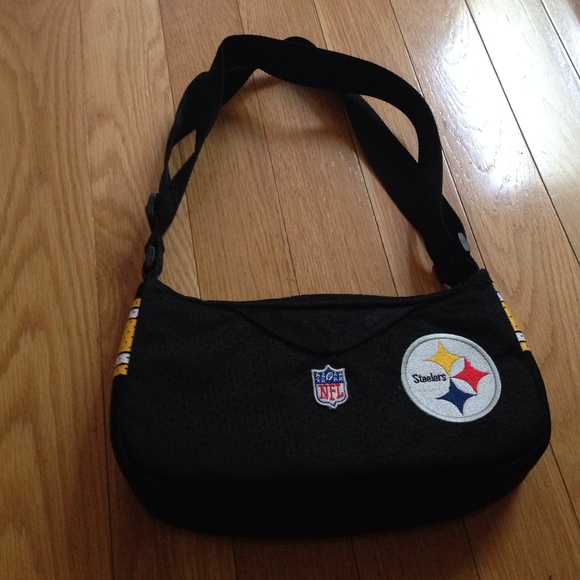 A Pittsburgh Steelers Jersey handbag