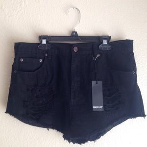 Forever 21 Black Denim Shorts (Size 30)