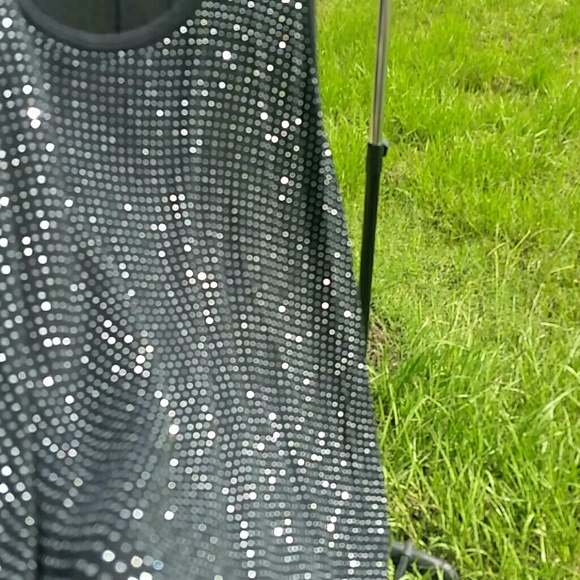 ***SOLD***Top - Picture 2 of 3