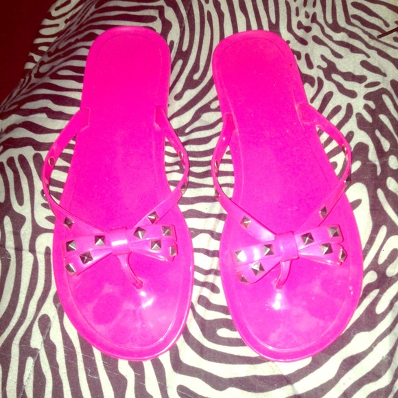 Pink jelly sandals with cute bow