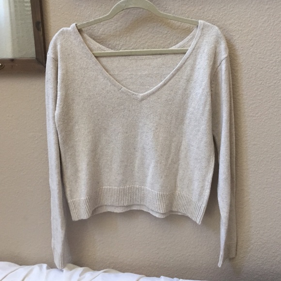 Cropped sweater - Picture 2 of 2