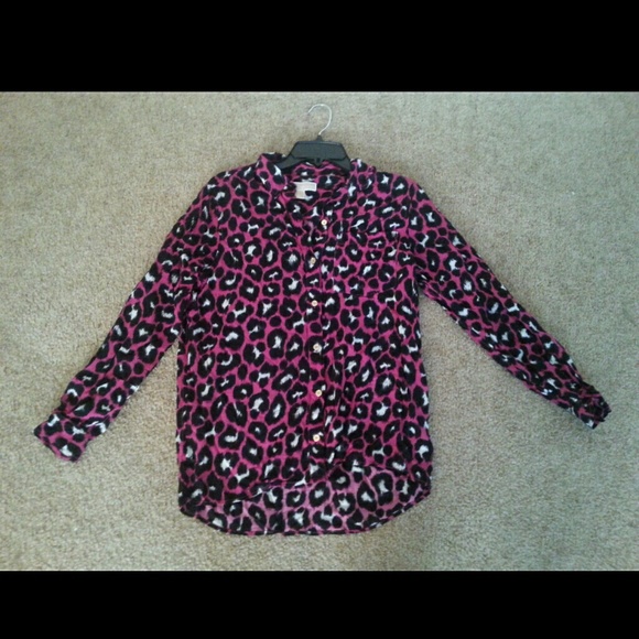 Michael Kors Pink & Blank Leopard Print ButtonDown