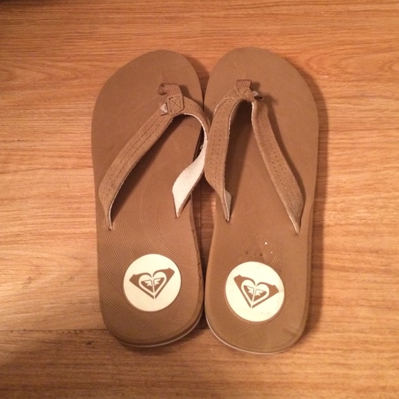 Tan Roxy Flip Flops