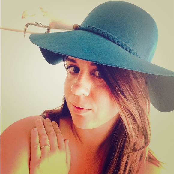 NWT Forever 21 Floppy Wool Hat Teal