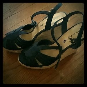American Eagle Size 8 Wedges