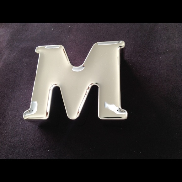 Silver initial  'M' jewelry keeper.