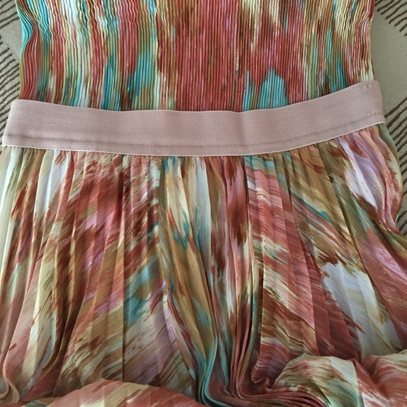 BCBG Dress - brand new - Picture 4 of 4