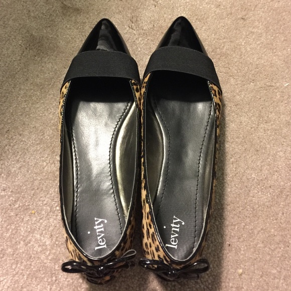 Black & cheetah print flats