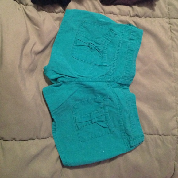 Shorts - Picture 2 of 3