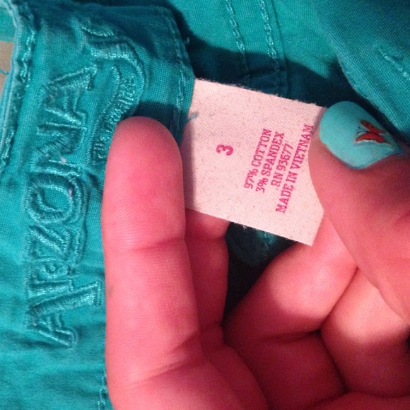 Shorts - Picture 3 of 3