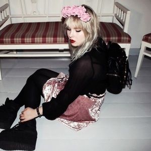 High waisted crushed velvet skirt - blush