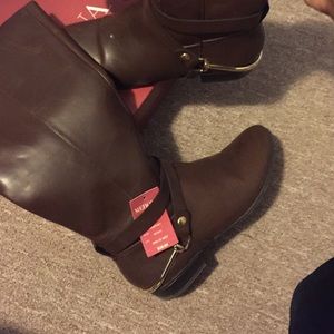 SOLD 🎉 🎉 Brown boots