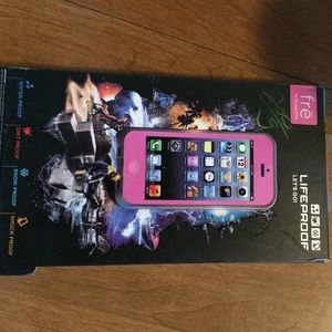 iPhone 5/5S Lifeproof Pink Case
