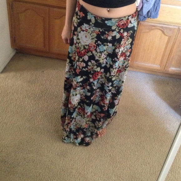 Long flower skirt