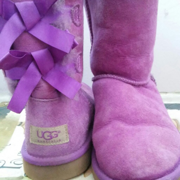 Magenta Bailey Bow Uggs
